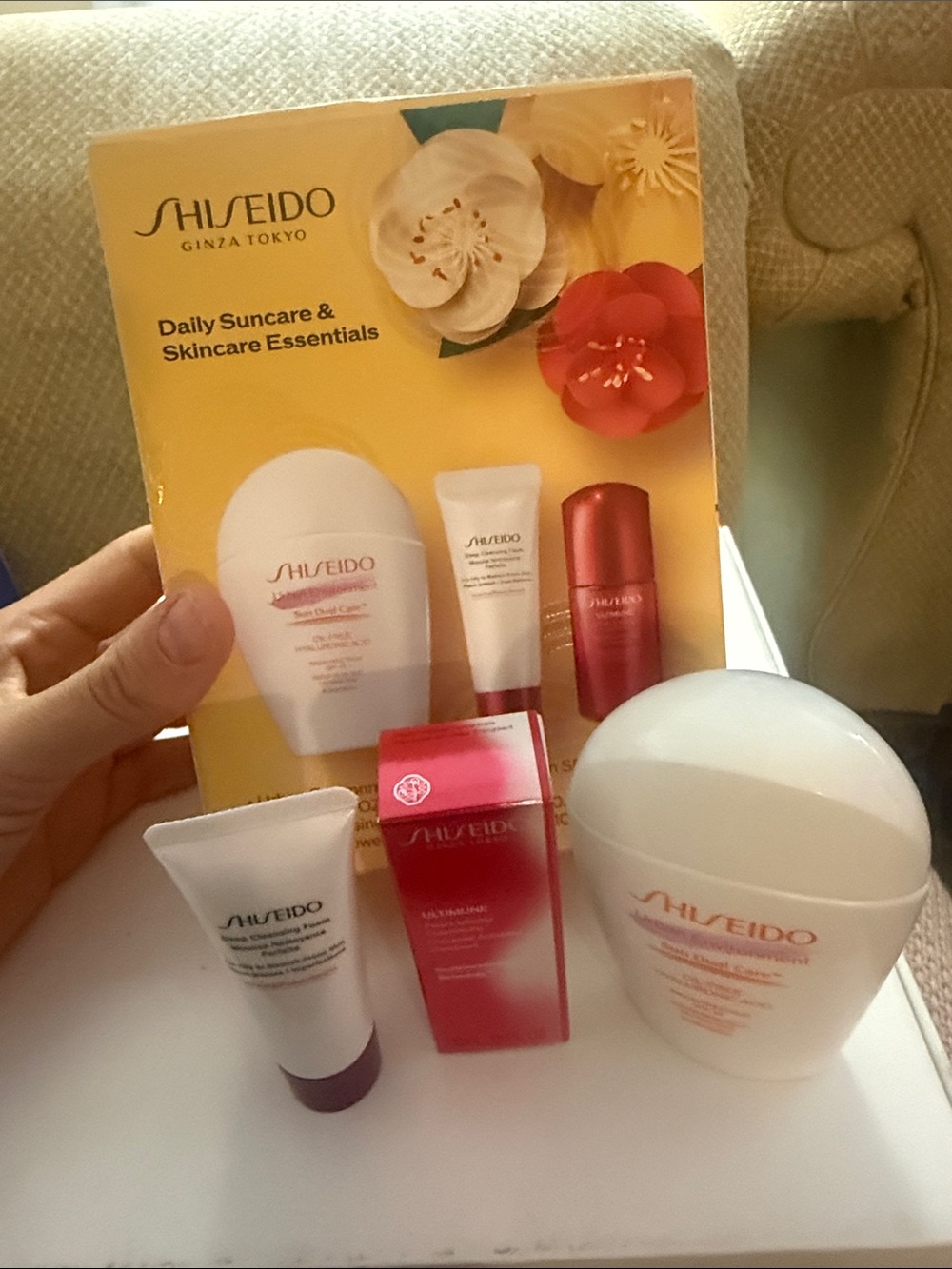 Shiseido Women Suncare & Skincare Set - White, Red, Yellow